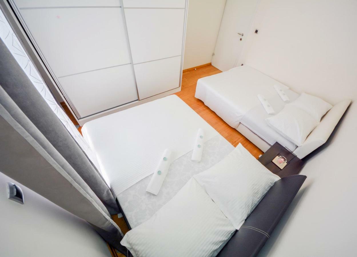 Apartments Lupe Сплит Екстериор снимка